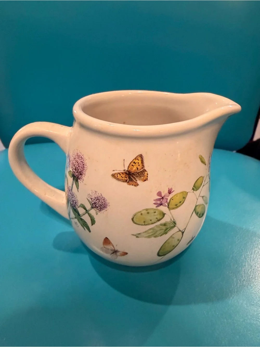Creamer and Sugar Set with Bird Lid in Floral White